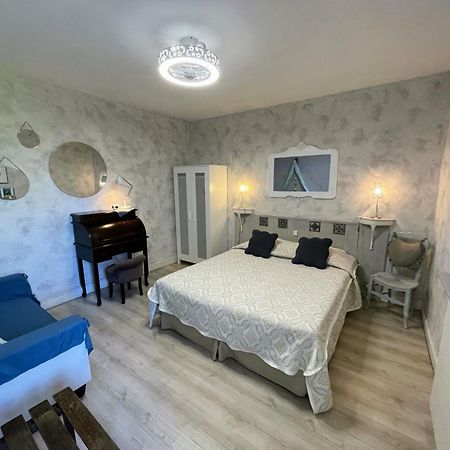 Maison Du Manoir 瓦隆蓬达克 外观 照片