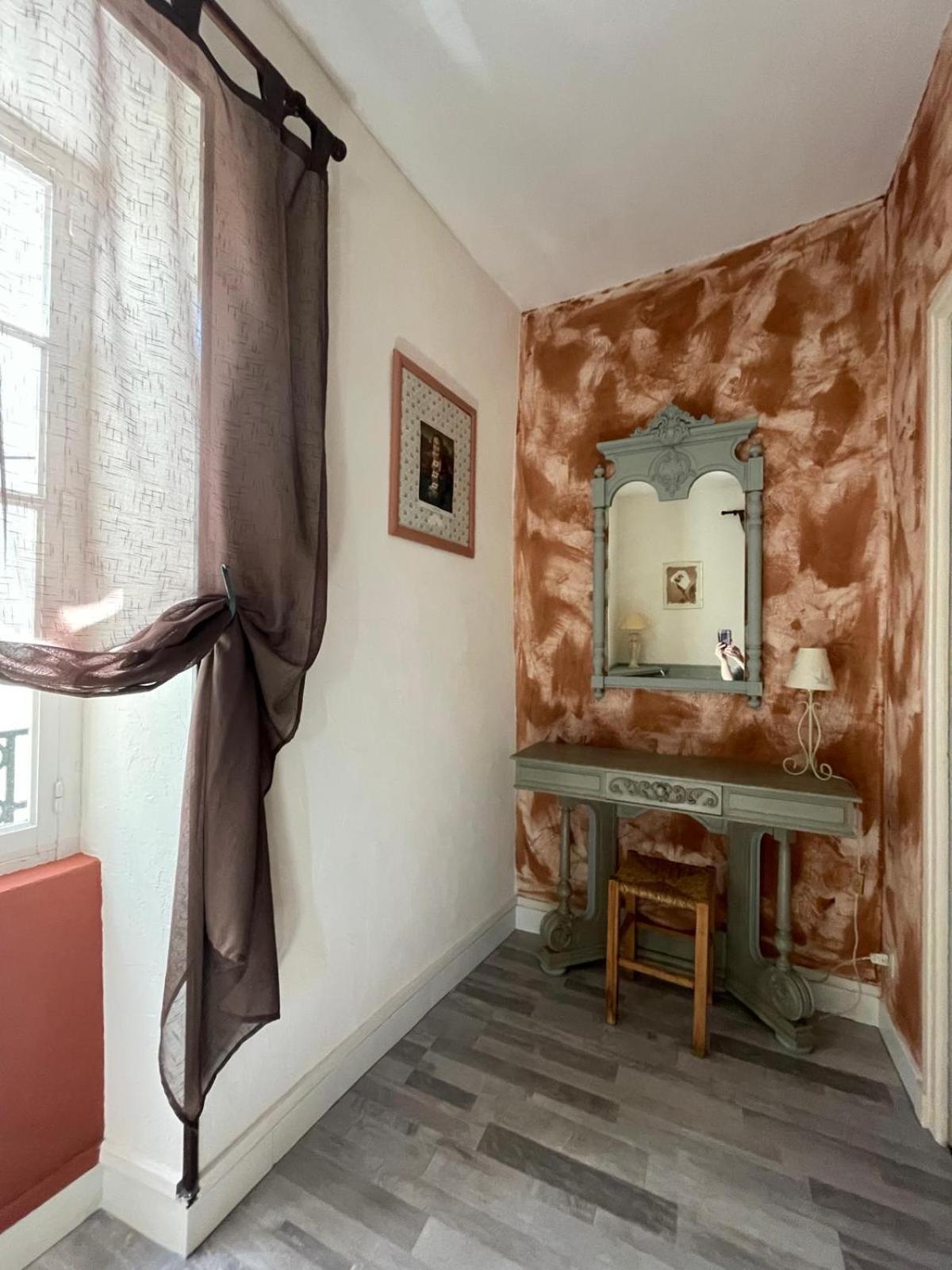 Maison Du Manoir 瓦隆蓬达克 外观 照片