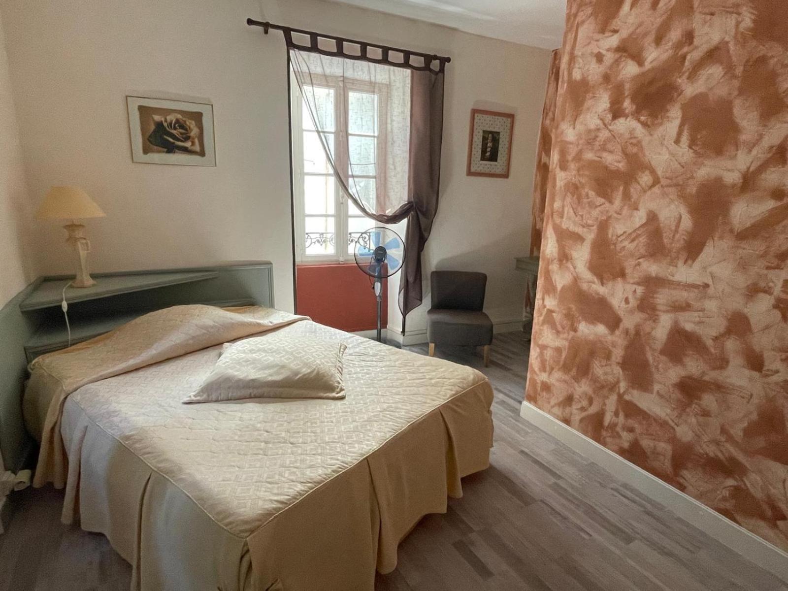 Maison Du Manoir 瓦隆蓬达克 外观 照片